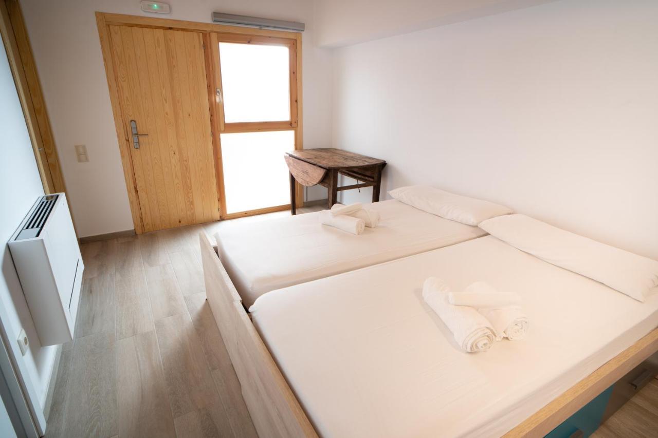 Auberge de jeunesse Lo Moli De Bot Extérieur photo